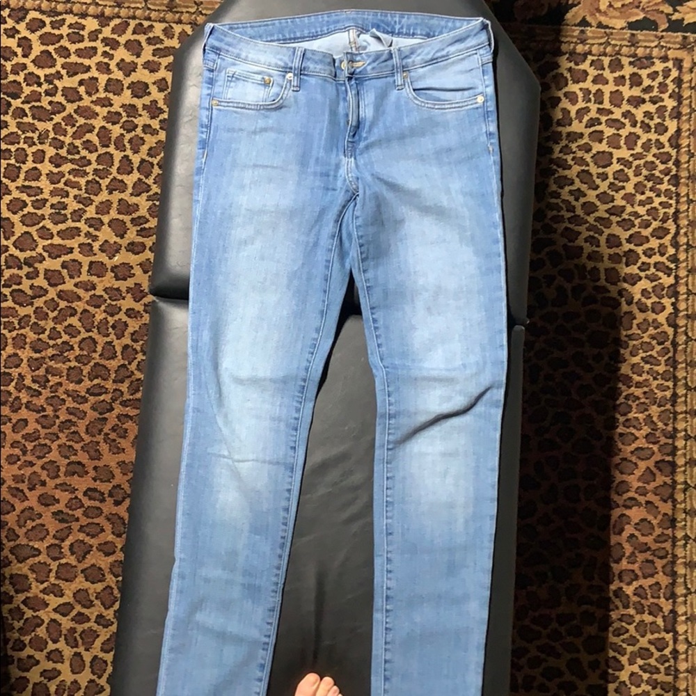 Light wash jeans